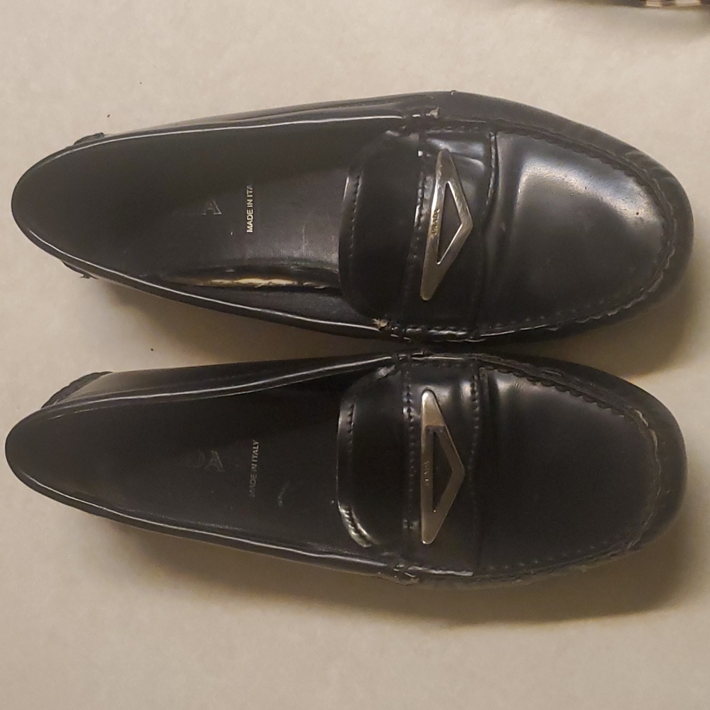 Authentic black leather Prada flats loafers size 36 us 6 - Picture 2 of 12